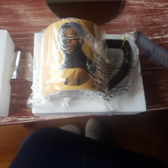 Geordi La Forge Star Trek Coffee Mug - 16 OZ NIB - Picture 7 of 7
